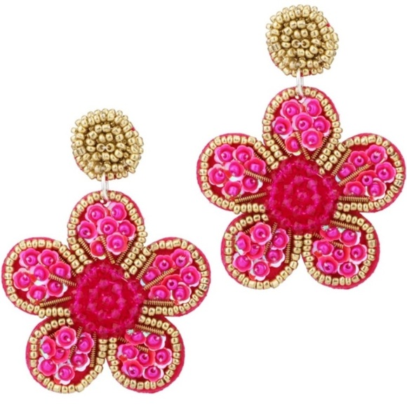 Jewelry - Gorgeous Flower Beaded Earrings